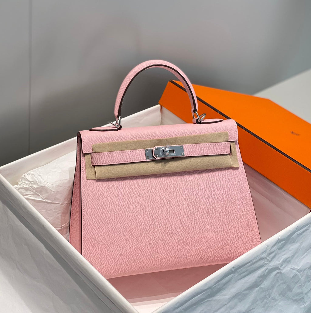 HERMES KELLY 28CM IN ROSE SAKURA SWIFT CALFSKIN SILVER HARDWARE