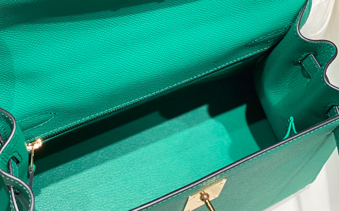 HERMES KELLY 28CM IN VERT VERTIGO EPSOM CALFSKIN GOLD HARDWARE