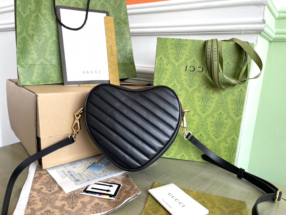 GUCCI MARMONT HEART BAG 20 IN BLACK CALFSKIN GOLD HARDWARE