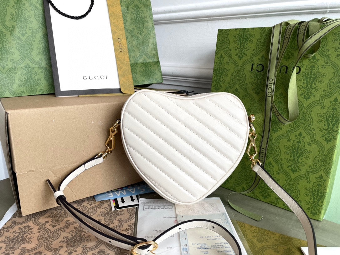 GUCCI MARMONT HEART BAG 20 IN WHITE CALFSKIN GOLD HARDWARE