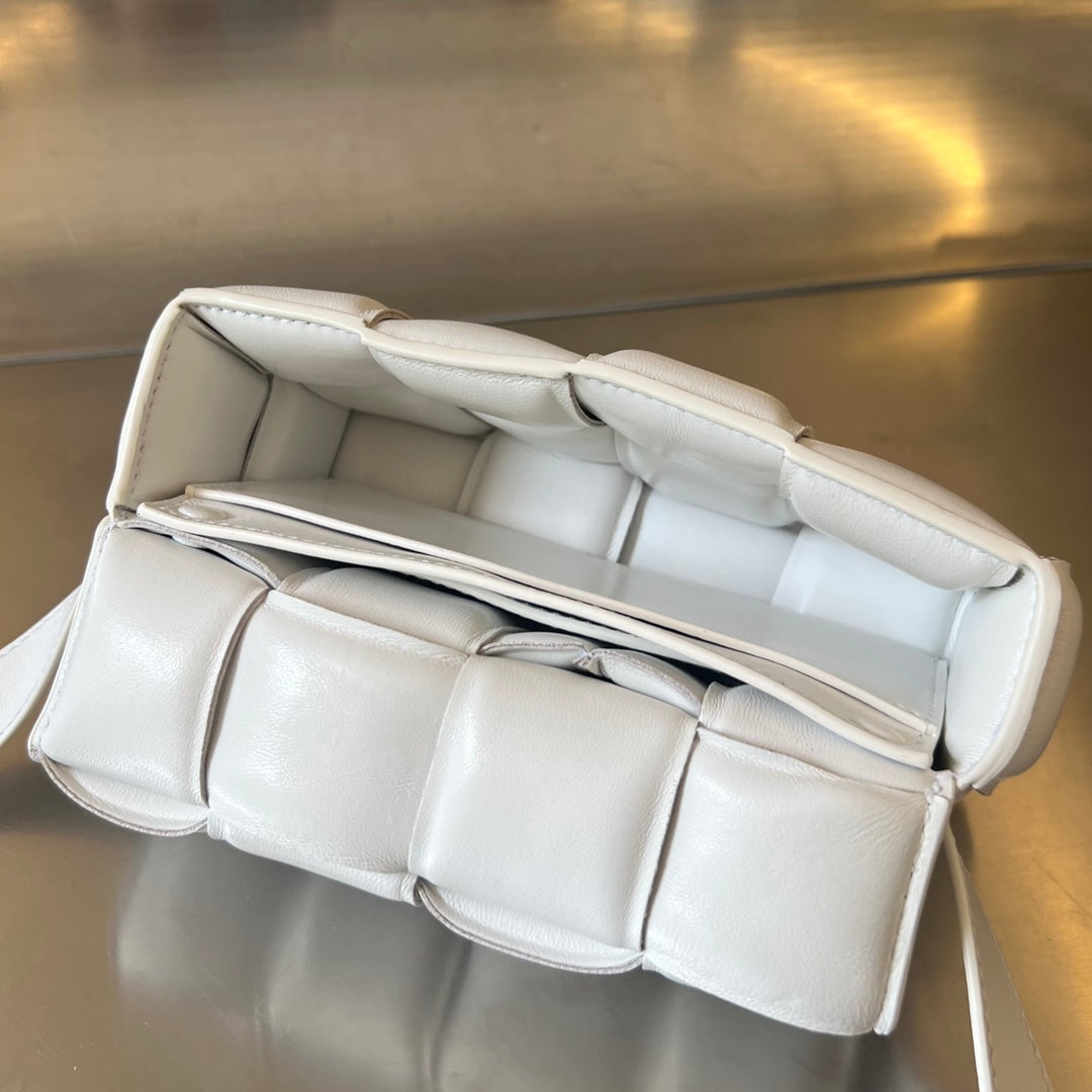 BOTTEGA VENETA MINI CASSETTE 18 IN WHITE LAMBSKIN