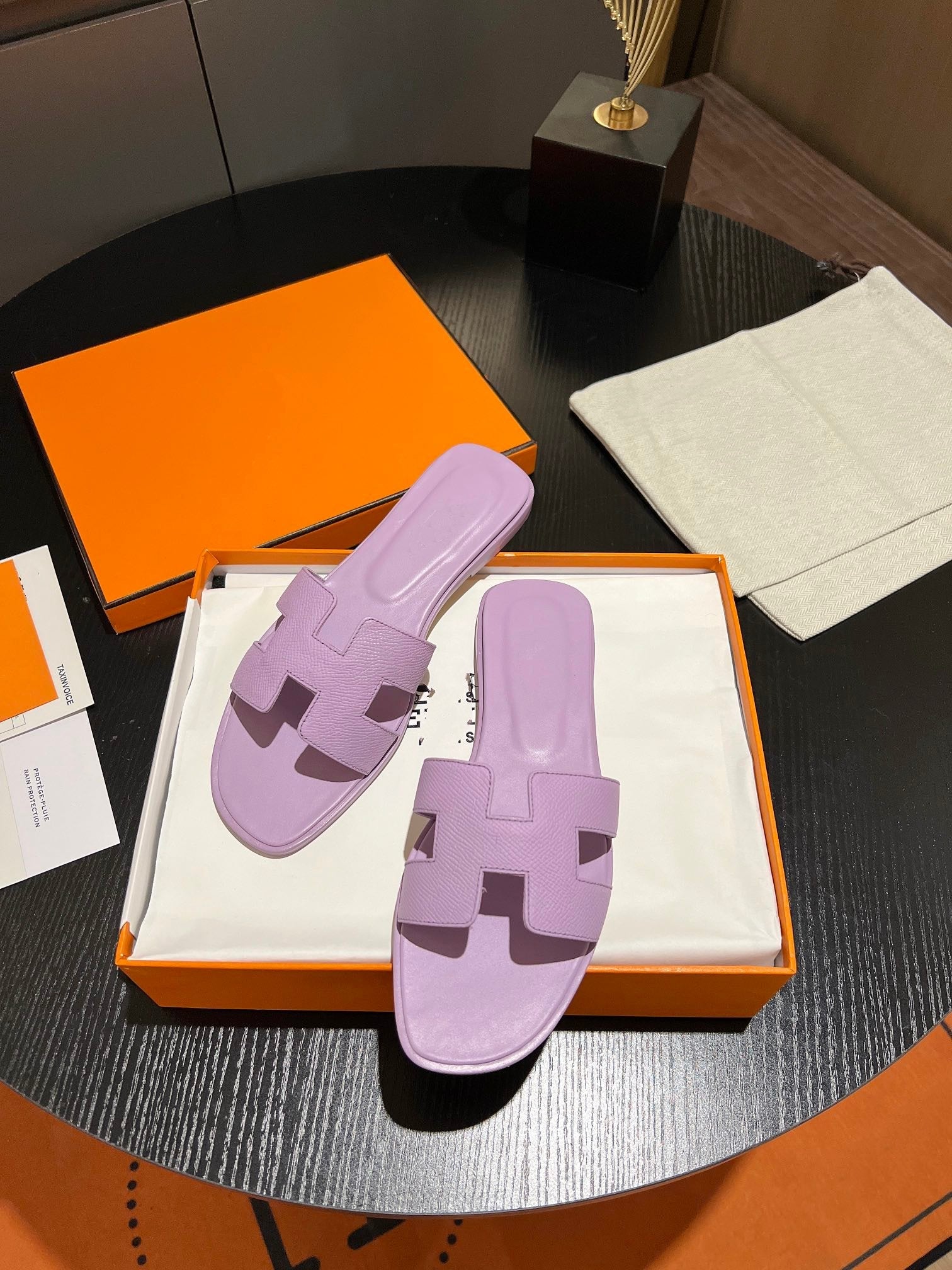HERMES 0RAN SANDAL Leather Lavender