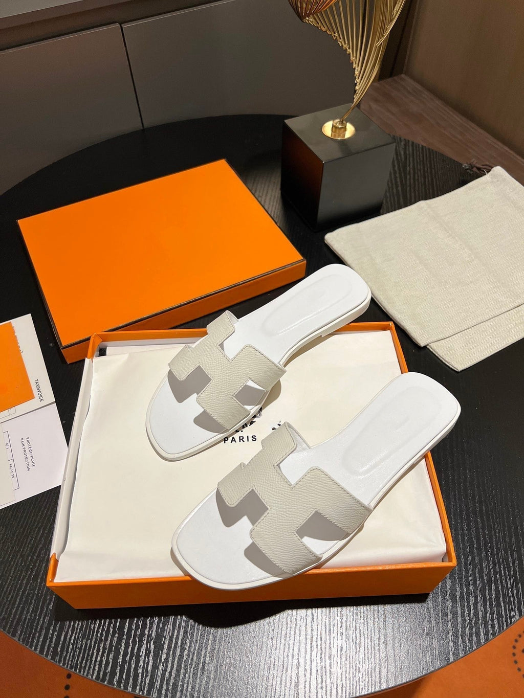 HERMES 0RAN SANDAL Leather White