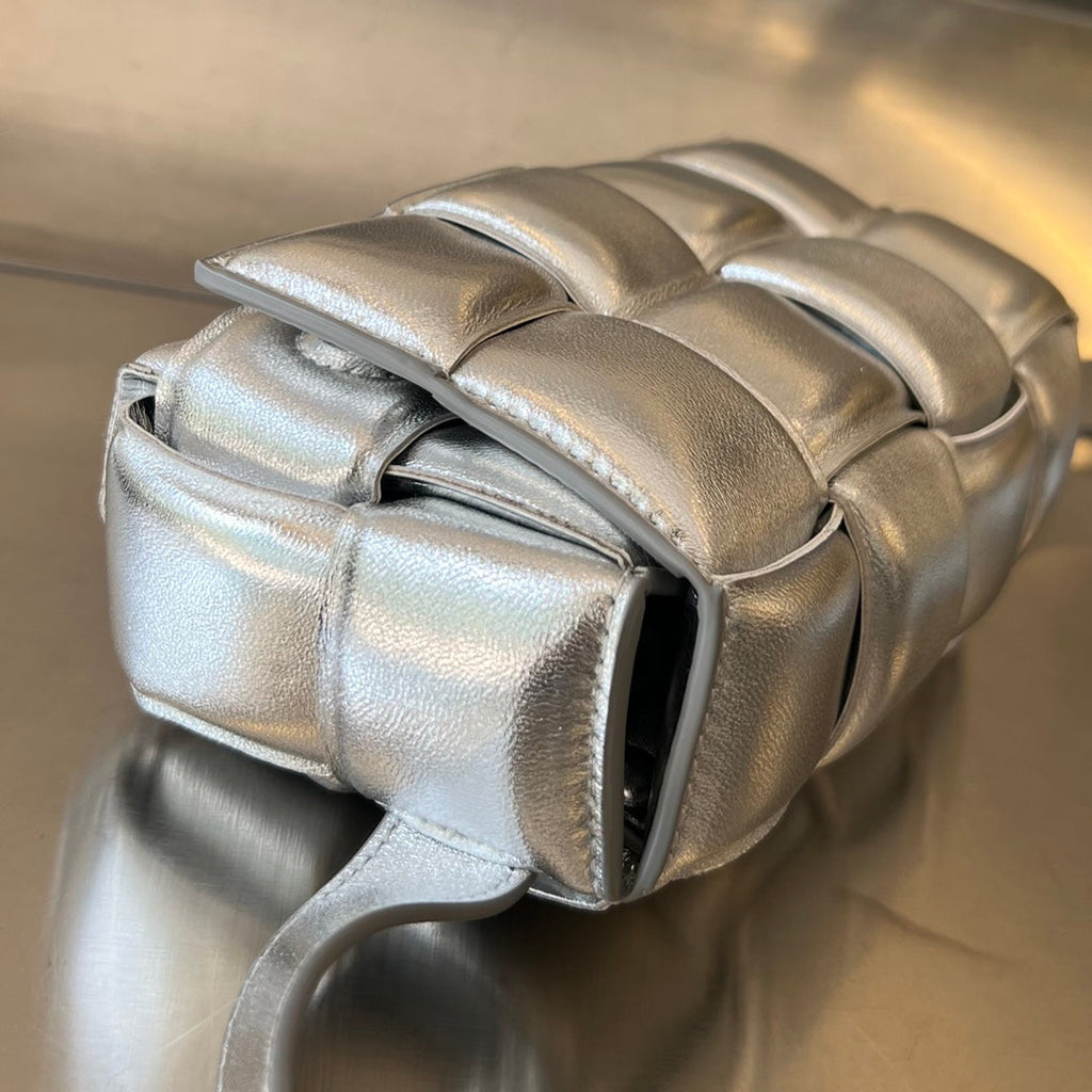 BOTTEGA VENETA MINI CASSETTE 18 IN SILVER LAMBSKIN