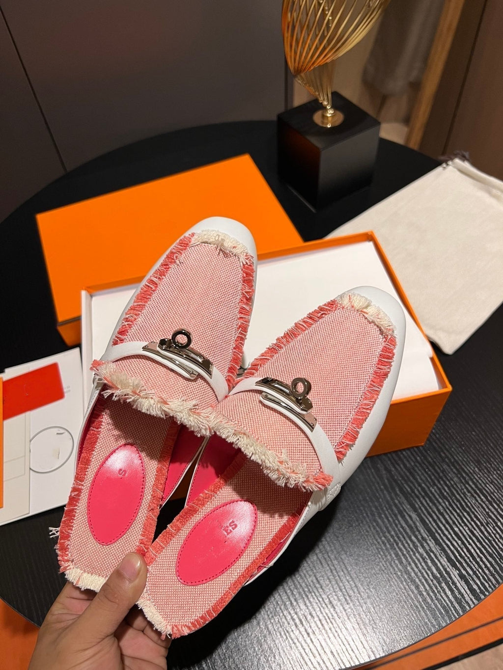 HERMES 0z Mule Beige Glaise / Framboise