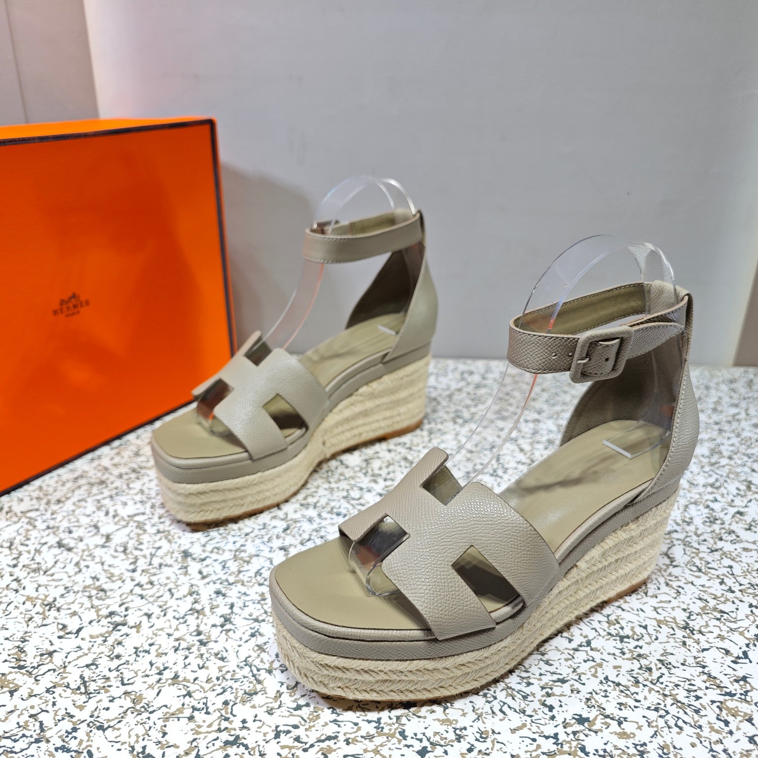 HERMES ELDA ESPADRILLE 80 LIGHT GRAY CALFSKIN