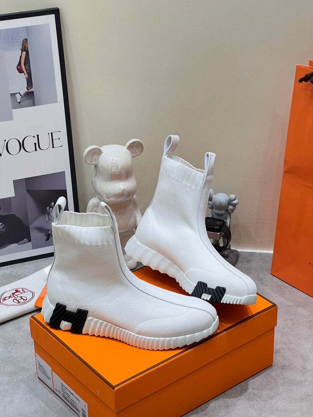 HERMES H FUN CLASSIC SNEAKER STYLISH WHITE FABRIC