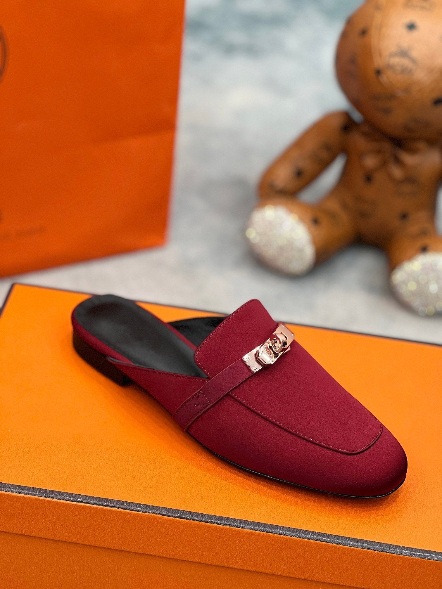 HERMES 0Z Mule Cherry Silk Thick Cloth/Sheepskin