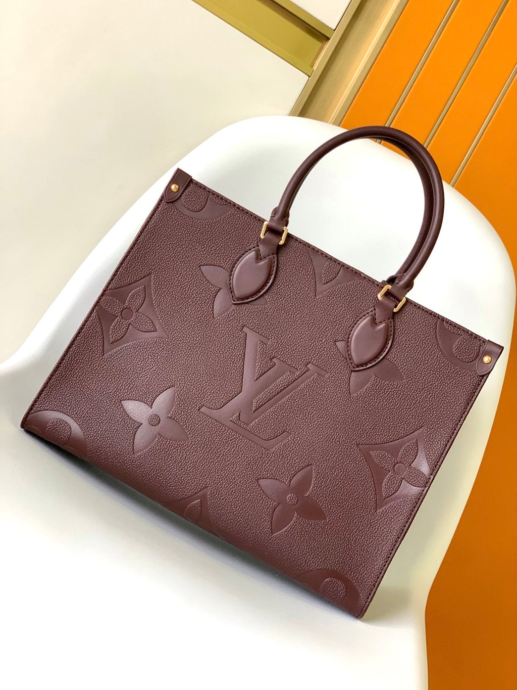 LOUIS VUITTON ONTHEGO MM 35CM CHERRY