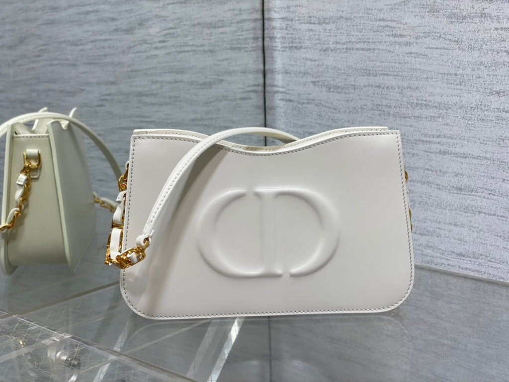 DIOR HOBO SIGNATURE 23  BAG IN WHITE LAMBSKIN