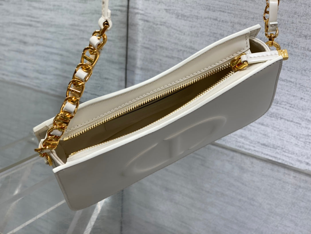 DIOR HOBO SIGNATURE 23  BAG IN WHITE LAMBSKIN