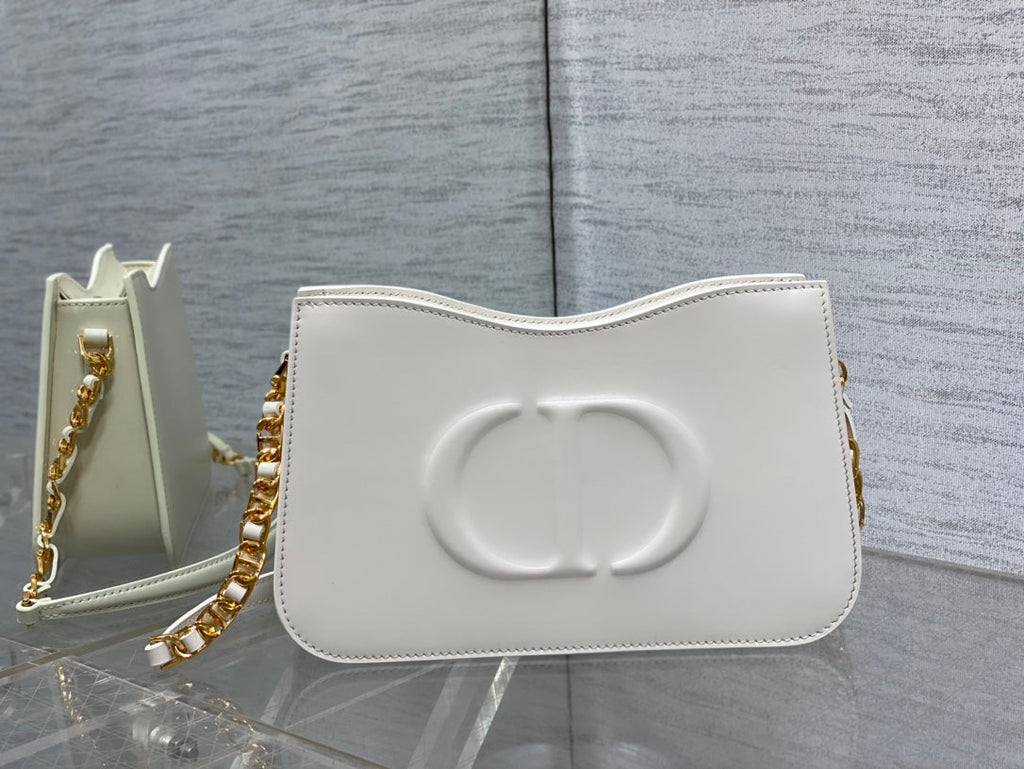 DIOR HOBO SIGNATURE 23  BAG IN WHITE LAMBSKIN
