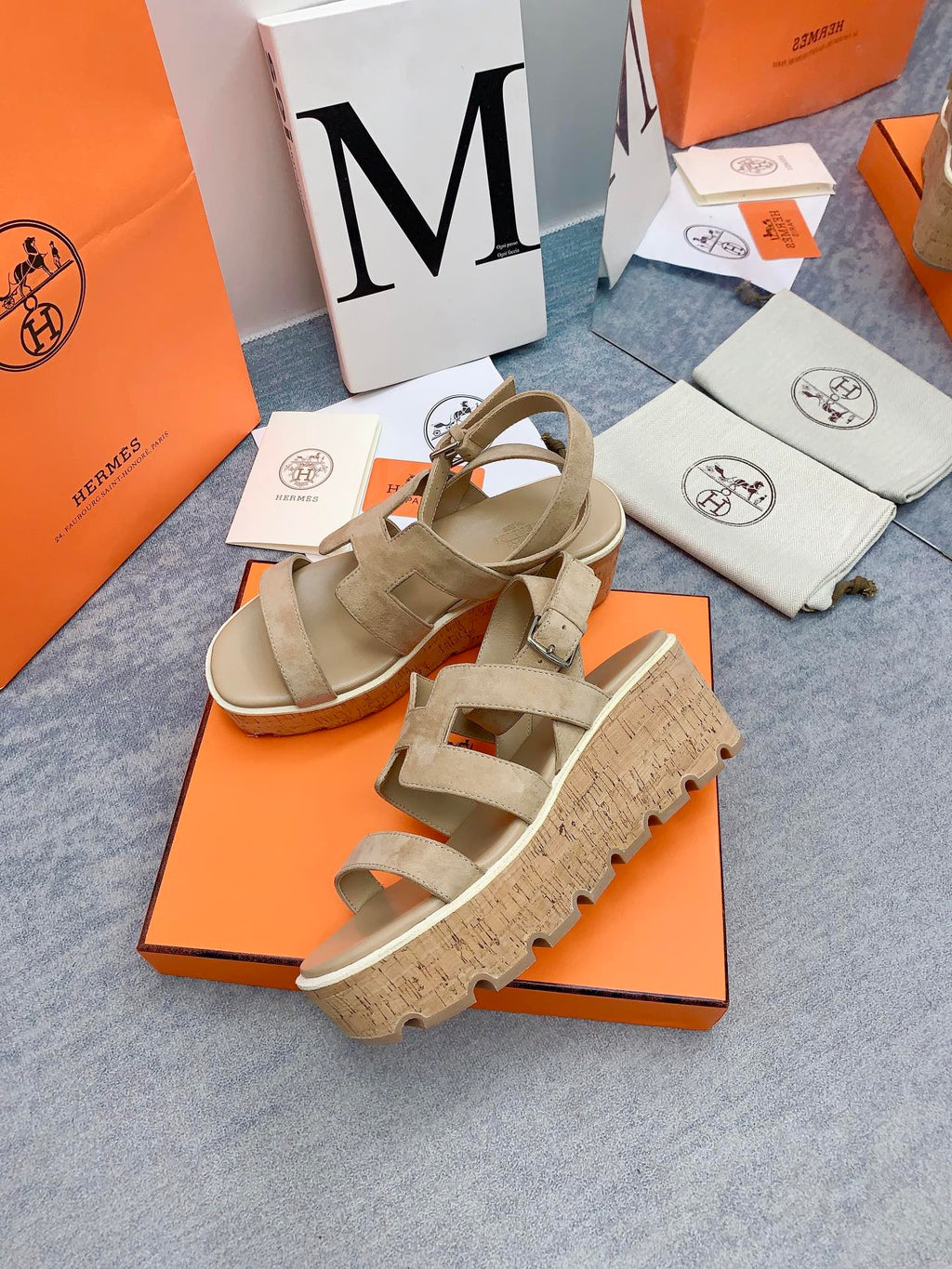 HERMES HAVANE 30 SANDAL IN TORTILLA BROWN SUEDE