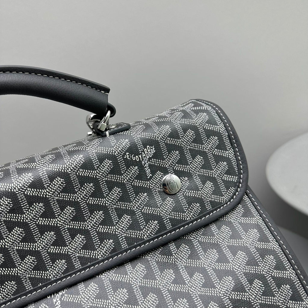 LEGER BACKPACK 37 IN GRAY GOYARDINE CANVAS WITH CALFSKIN TRIM
