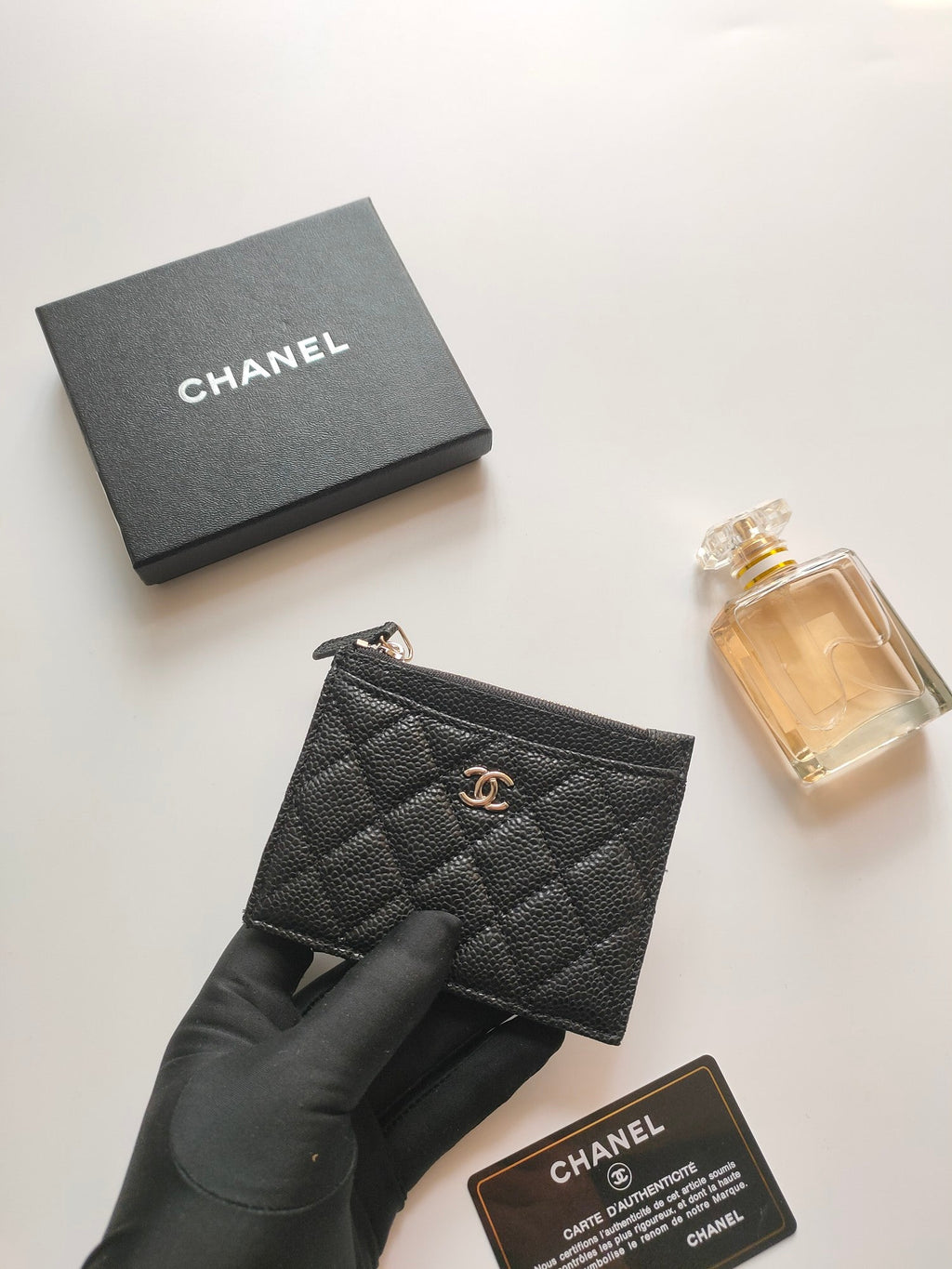 CHANEL ZIPPED CARD HOLDER 11.5 BLACK GRAINED CALFSKIN GOLD ICON
