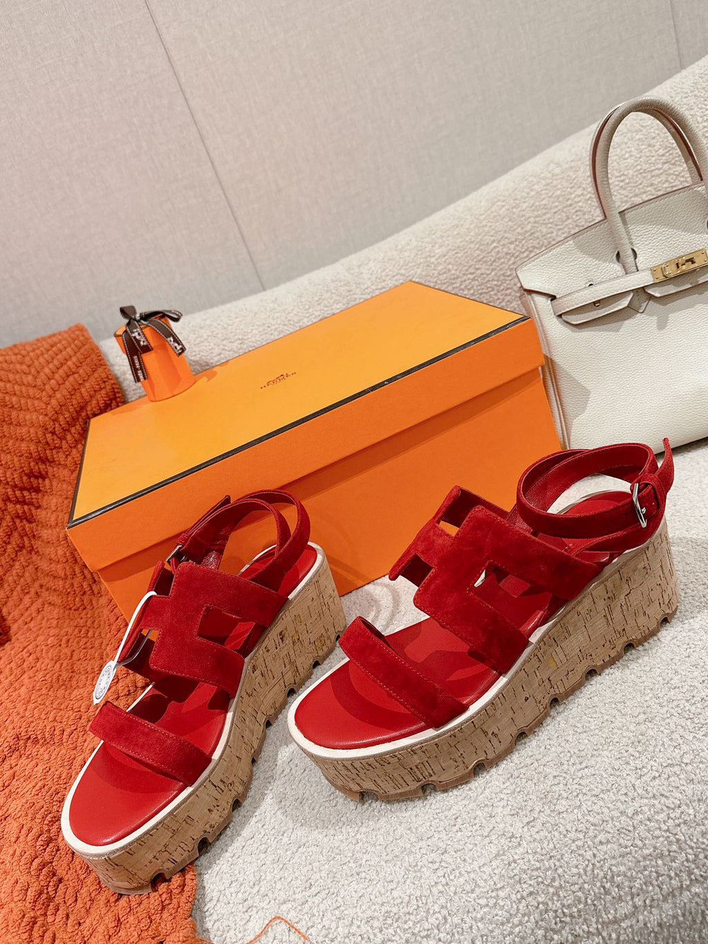 HERMES 25S HAVANE WEDGE SANDAL IN RED SUEDE
