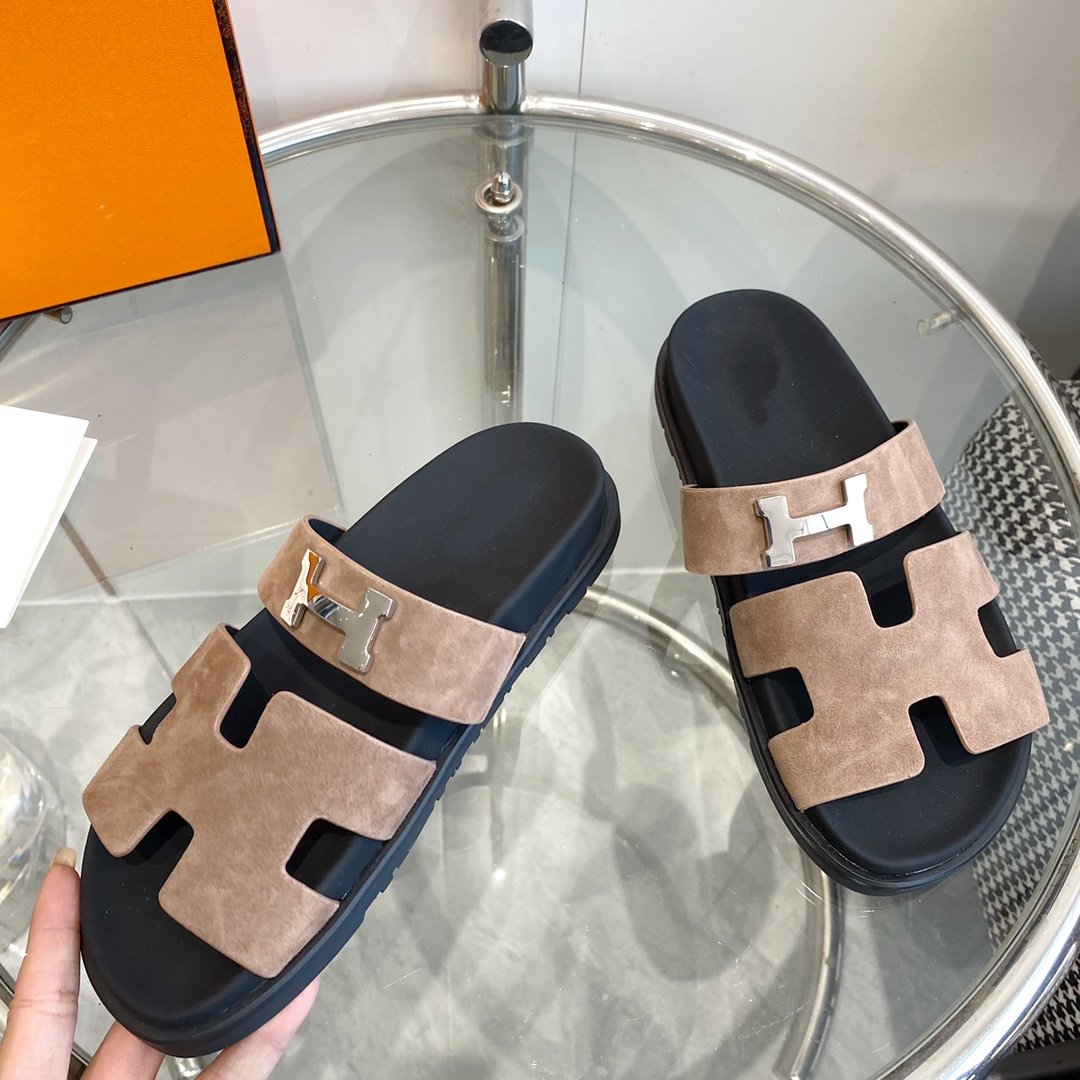HERMES Chypre Sandal light brown Suede