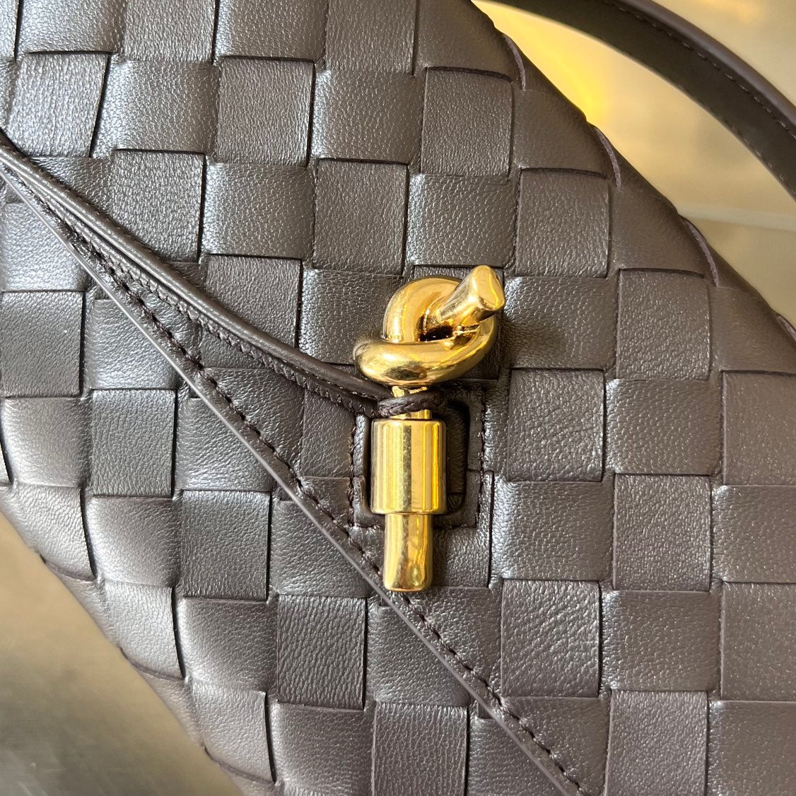 BOTTEGA VENETA Long Clutch Andiamo With Handle 31cm Chocolate Calfskin Ghw