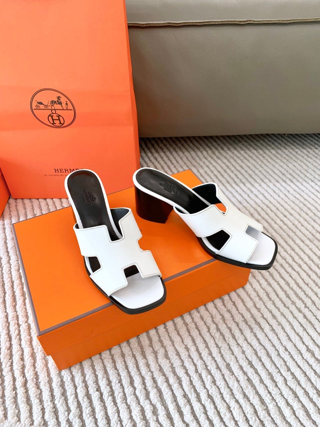 HERMES HELIA 60 SANDAL IN WHITE CALFSKIN