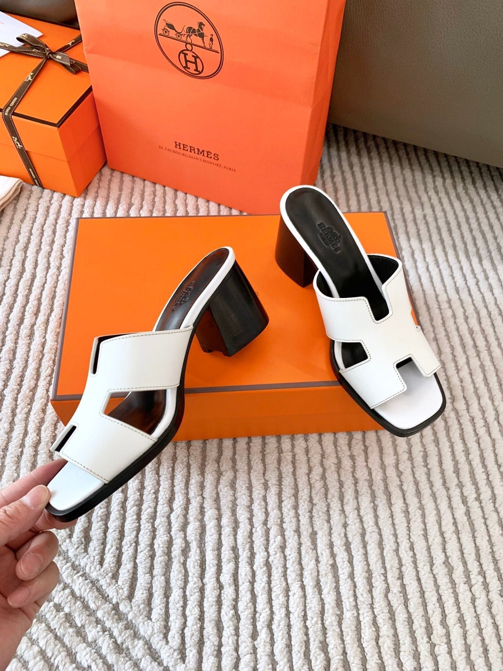 HERMES HELIA 60 SANDAL IN WHITE CALFSKIN