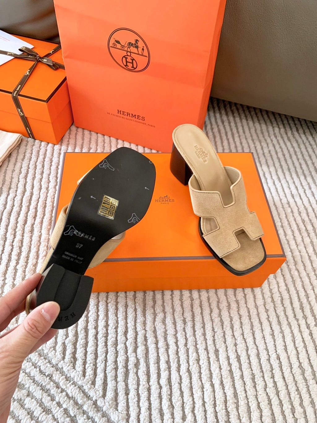 HERMES HELIA 60 SANDAL IN TUSCAN BEIGE SUEDE