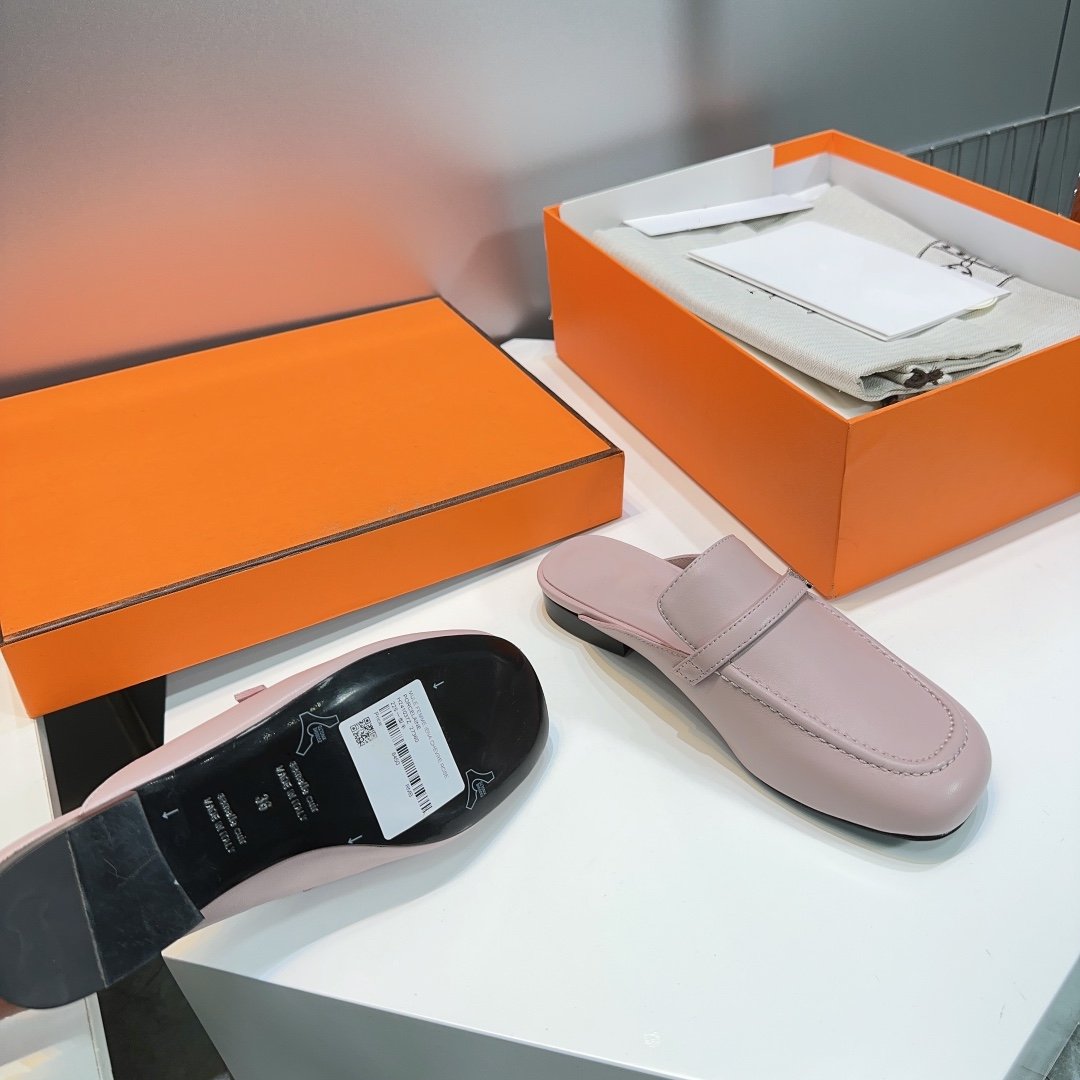 HERMES Lena Mule Pastel Pink Leather
