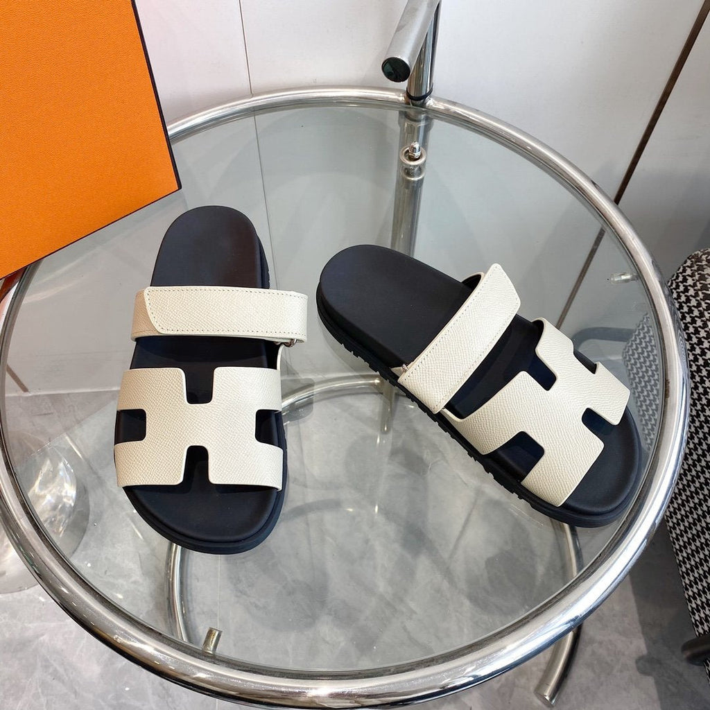 HERMES CHYPRE EPSOM Sandal white Leather
