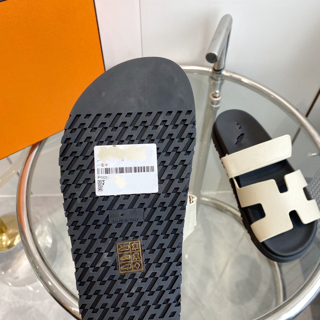 HERMES CHYPRE EPSOM Sandal white Leather