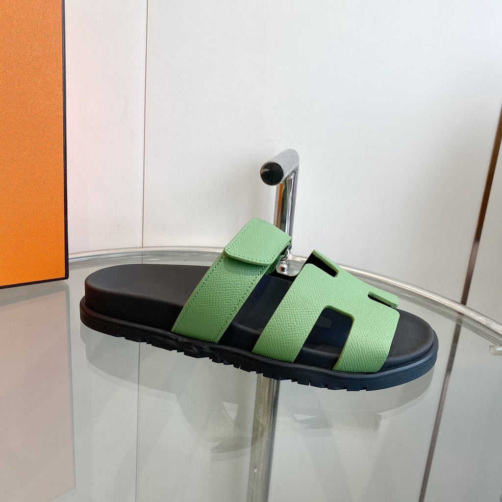 HERMES CHYPRE EPSOM Sandal light green Leather