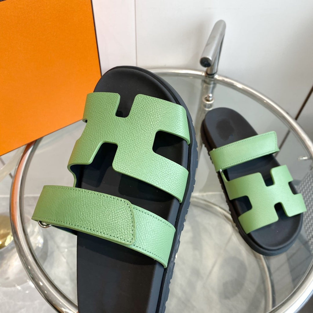 HERMES CHYPRE EPSOM Sandal light green Leather