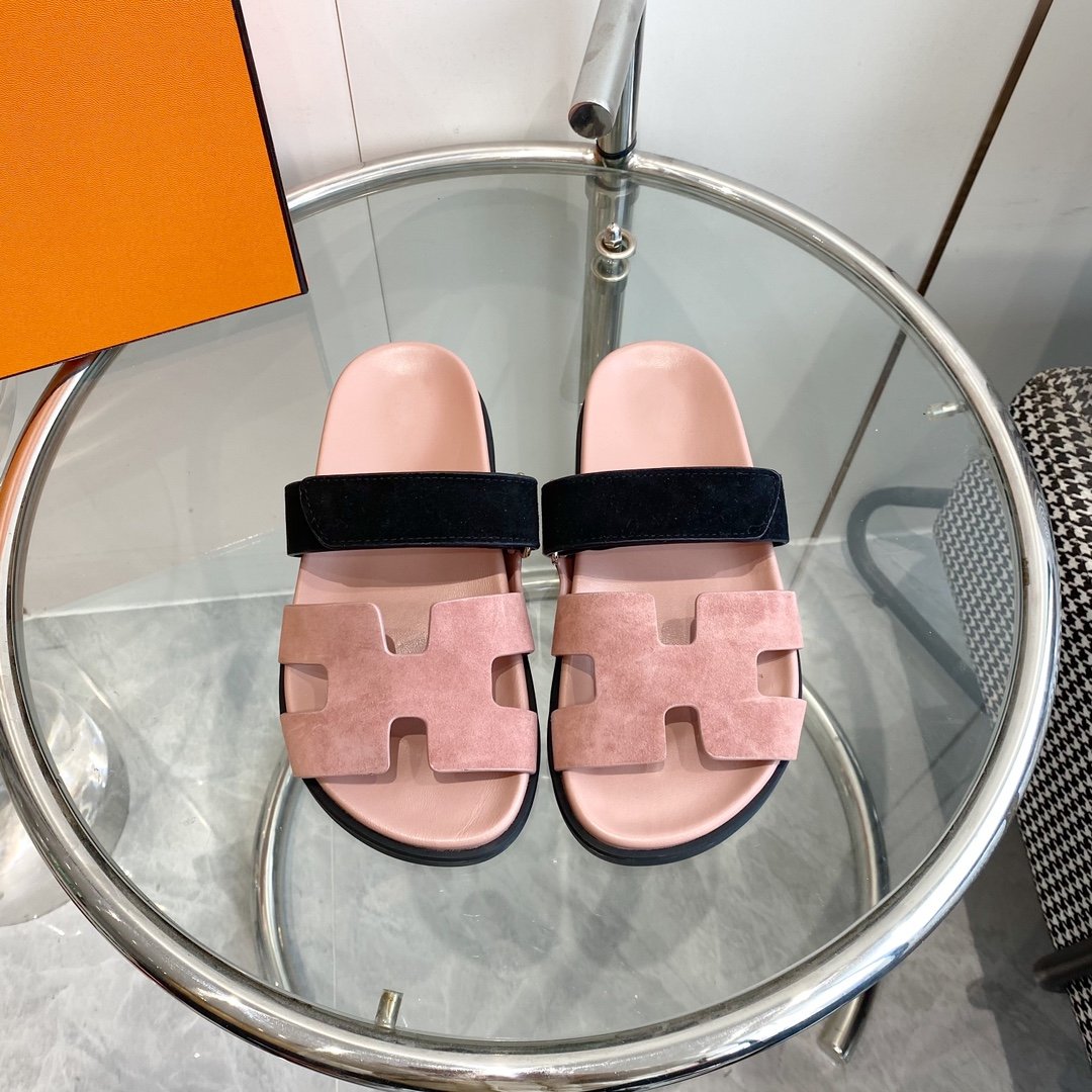 HERMES Chypre Sandal Suede Pink Chapas / Black