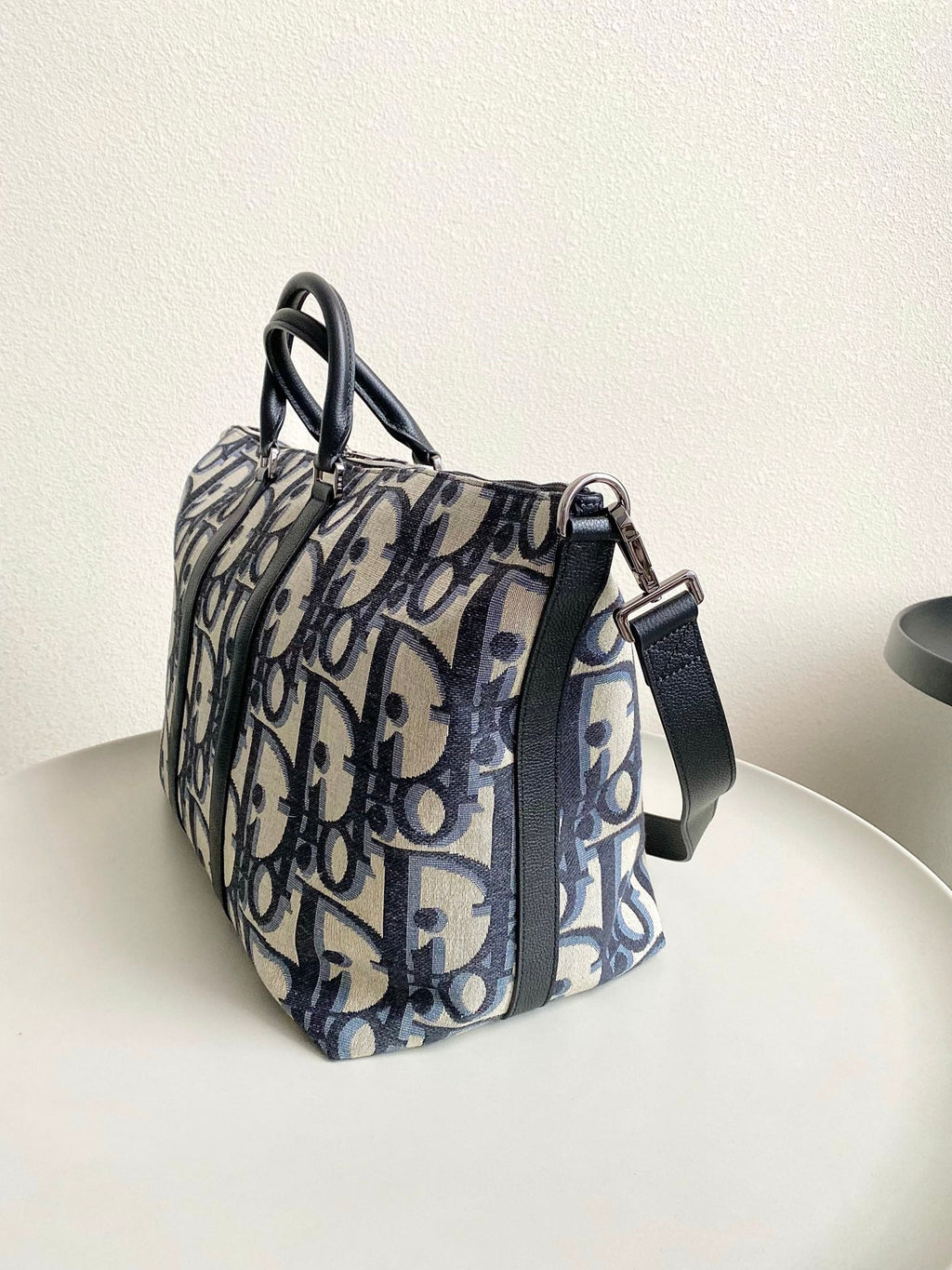DIOR WEEKENDER 40 IN BEIGE AND BLACK MAXI OBLIQUE JACQUARD
