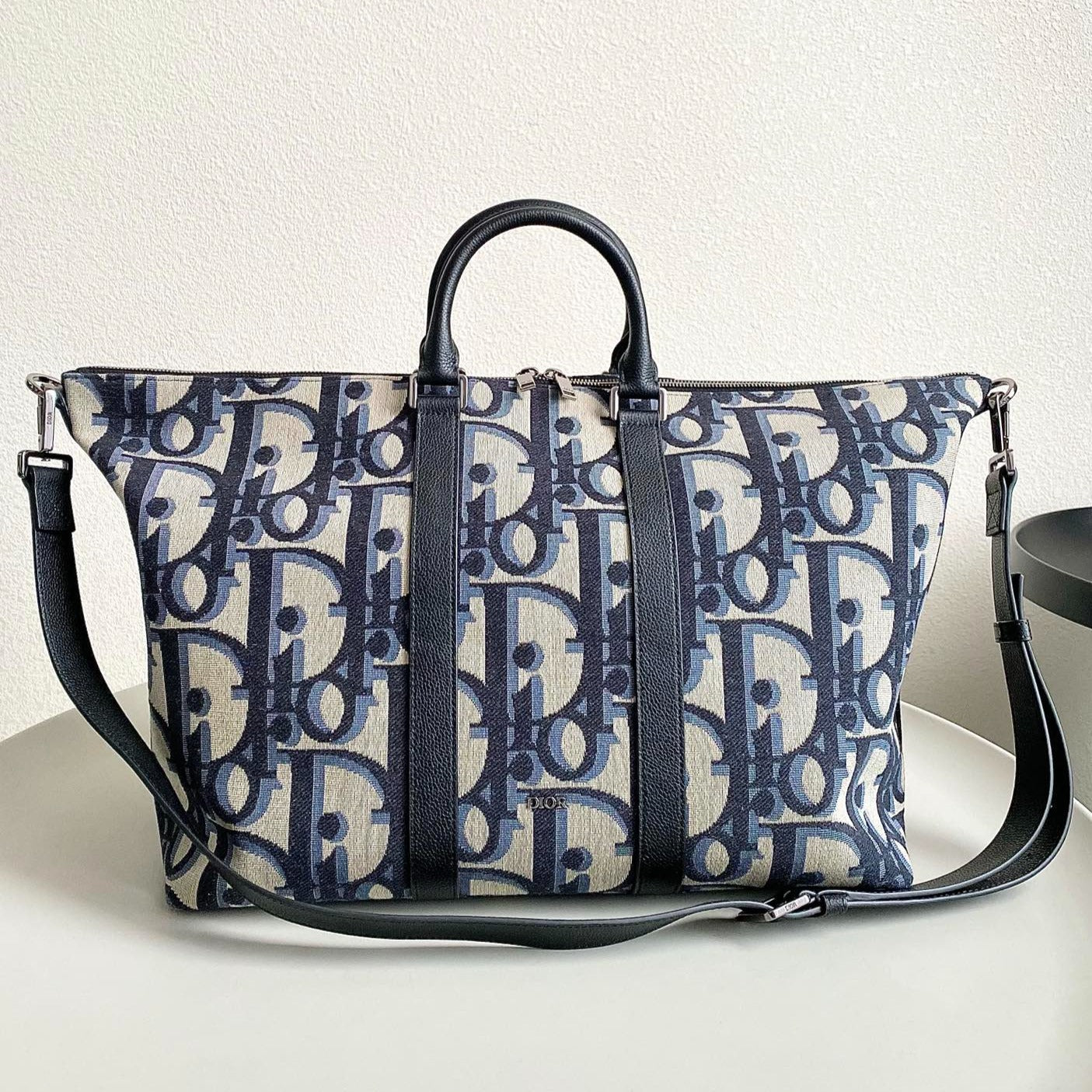 DIOR WEEKENDER 40 IN BEIGE AND BLACK MAXI OBLIQUE JACQUARD