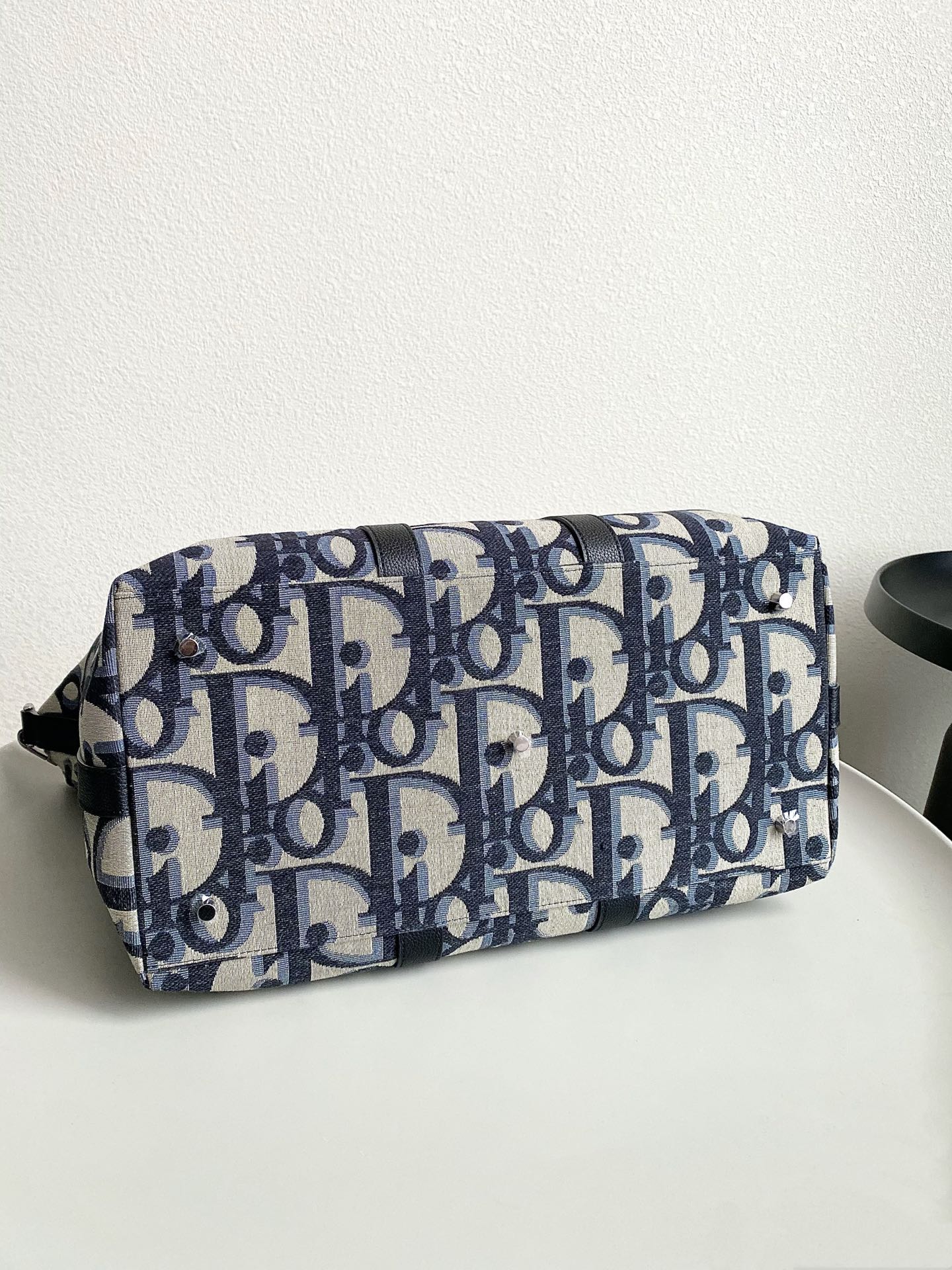 DIOR WEEKENDER 40 IN BEIGE AND BLACK MAXI OBLIQUE JACQUARD