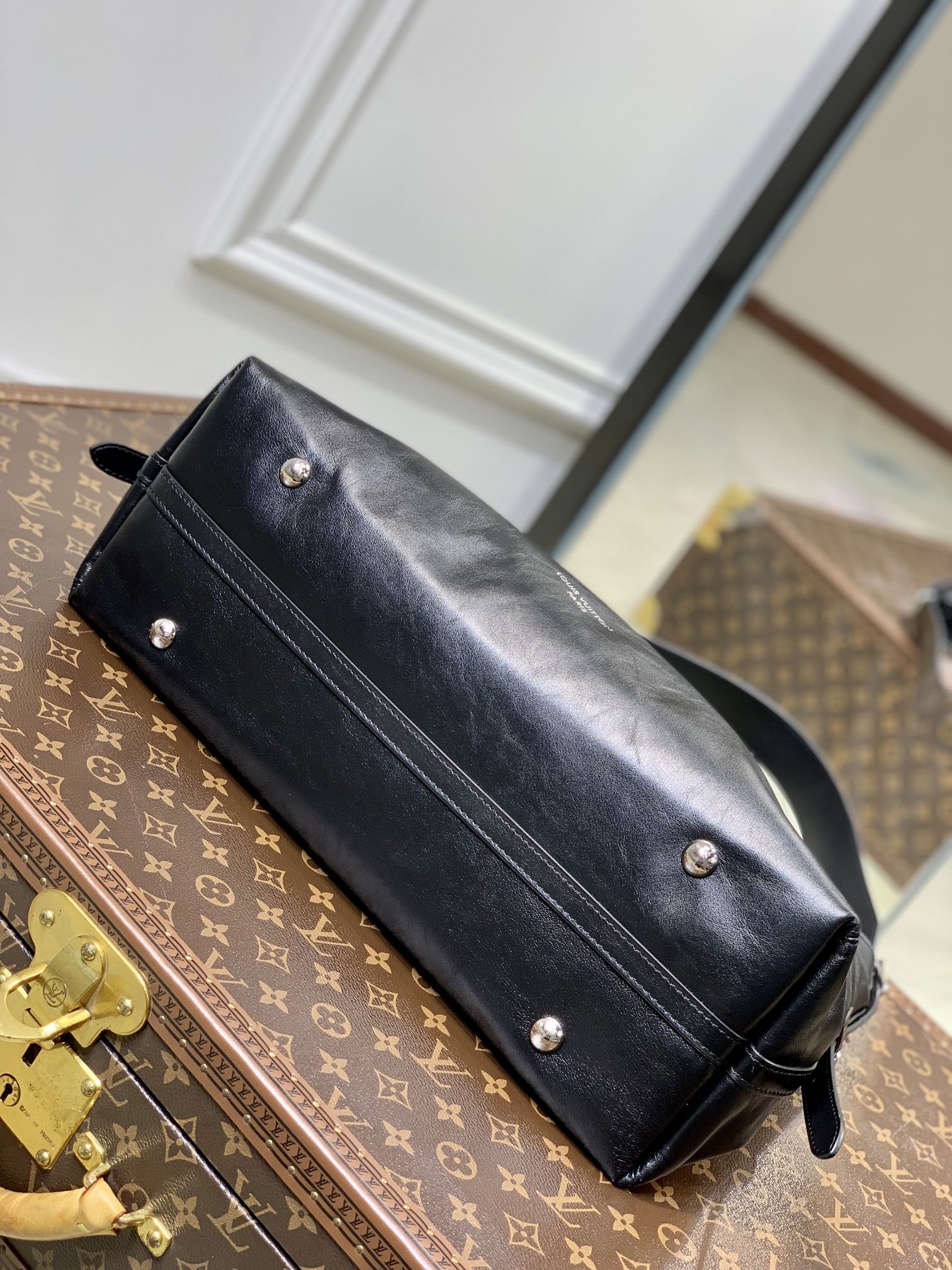 LOUIS VUITTON CARRYALL DARK 39 IN BLACK LAMBSKIN BROWN MONOGRAM TAG