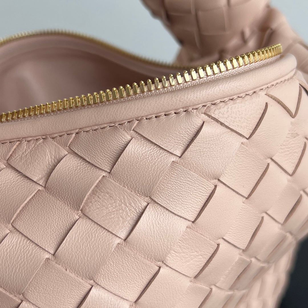 BOTTEGA VENETA MINI JODIE 36 CM IN LIGHT PINK LAMBSKIN