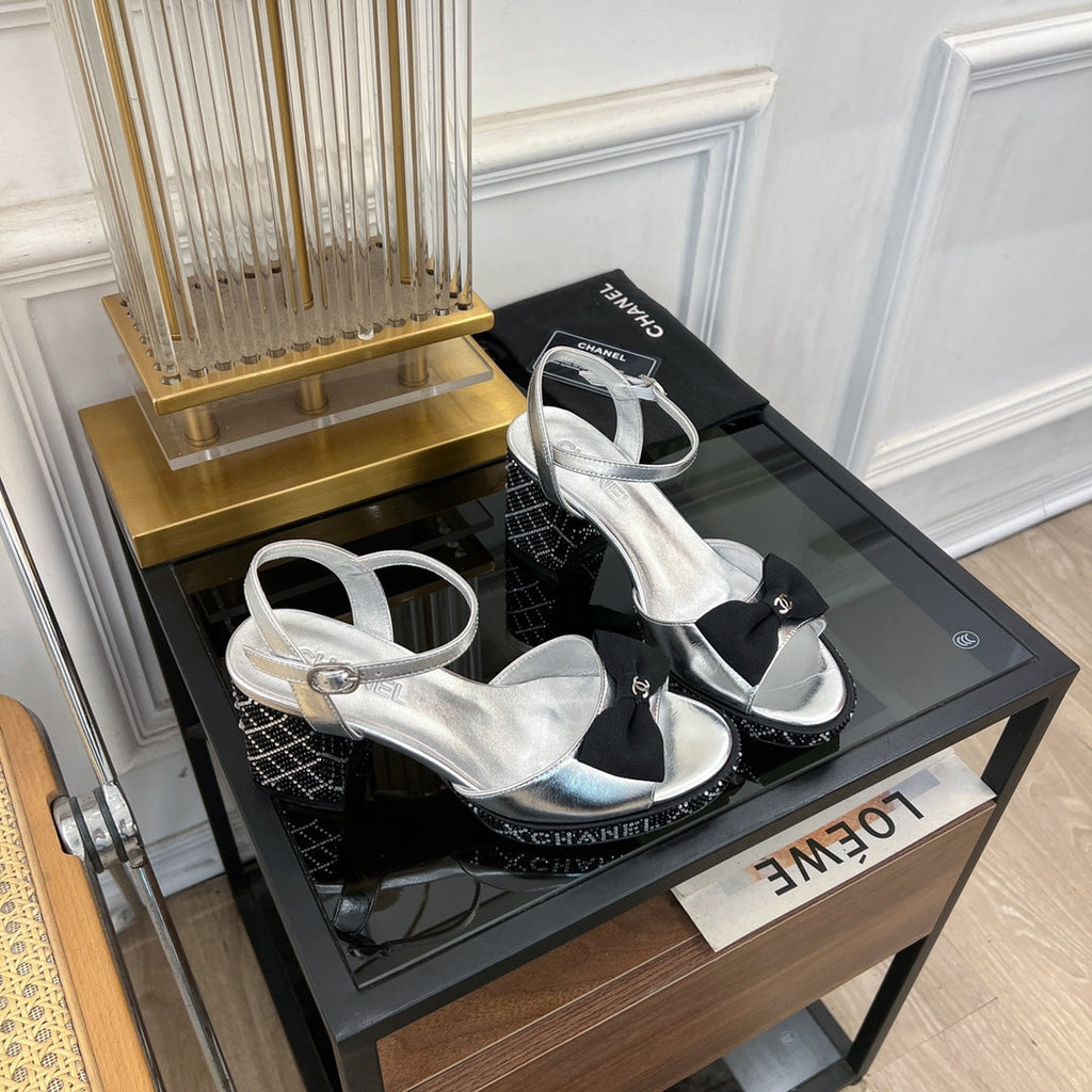 CHANEL high slingbacks light gray lambskin