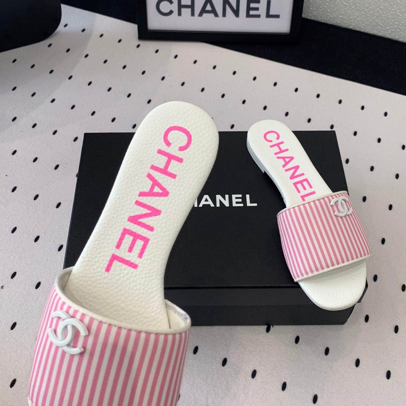 CHANEL MULES pink LAMBSKIN