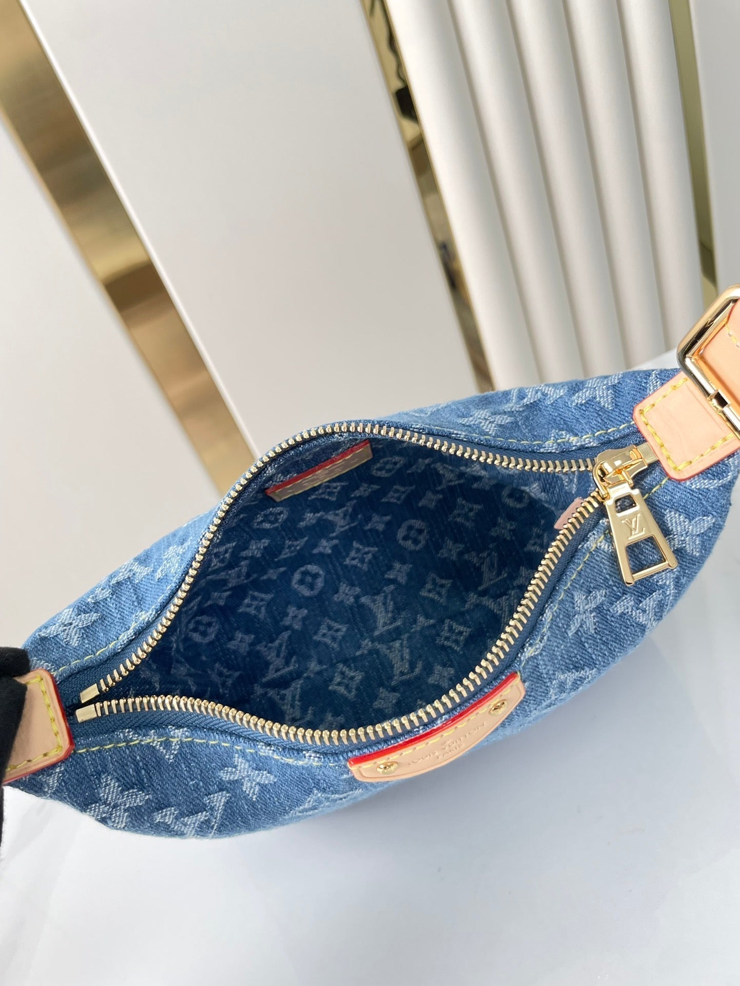 LOUIS VUITTON HILLS POCHETTE 18 IN BLUE MONOGRAM DENIM