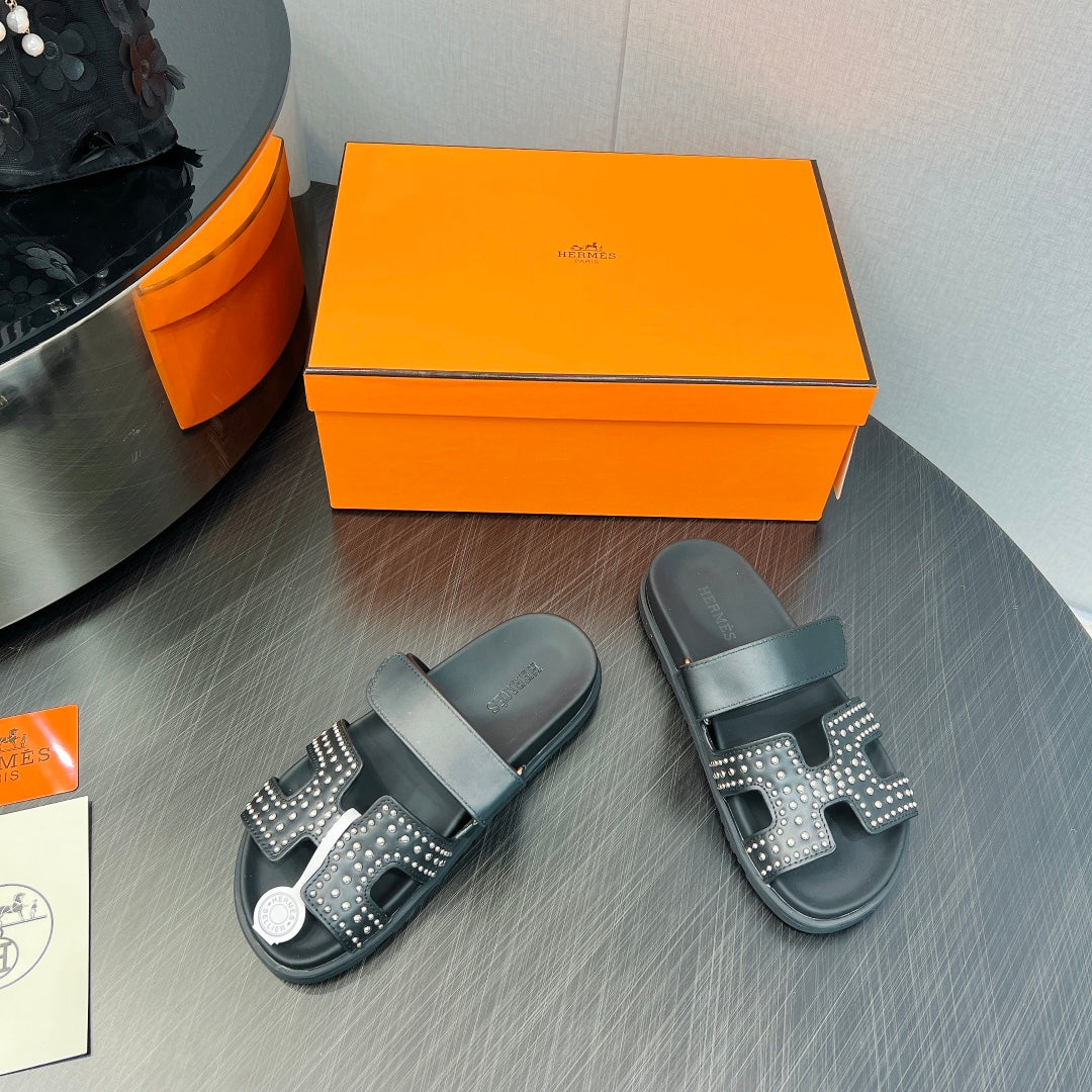 HERMES CHYPRE SANDAL BLACK CALFSKIN STYLIZED