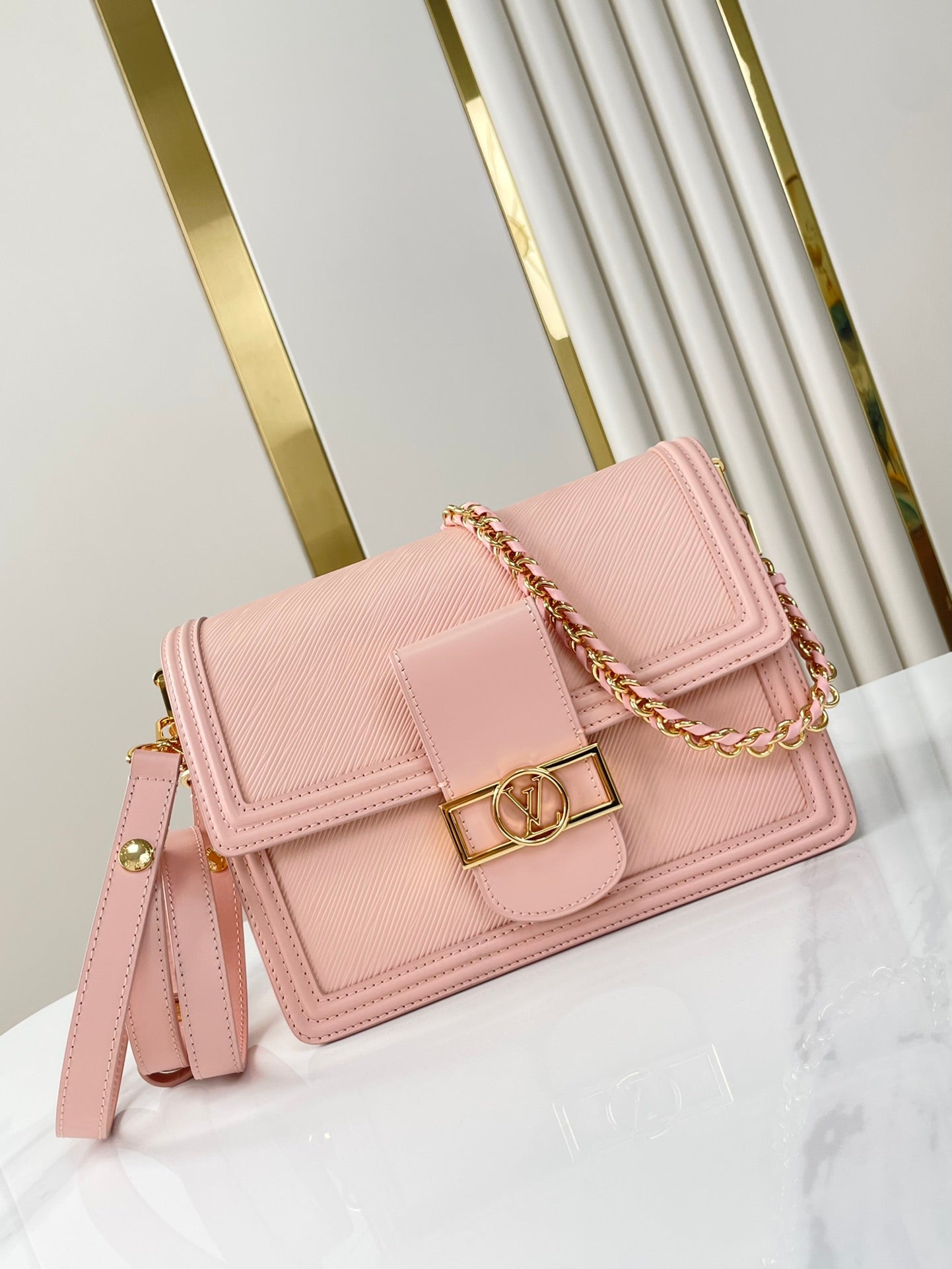 LOUIS VUITTON DAUPHINE MM 25 IN LIGHT PINK EPI GRAINED CALFSKIN GOLD HARDWARE