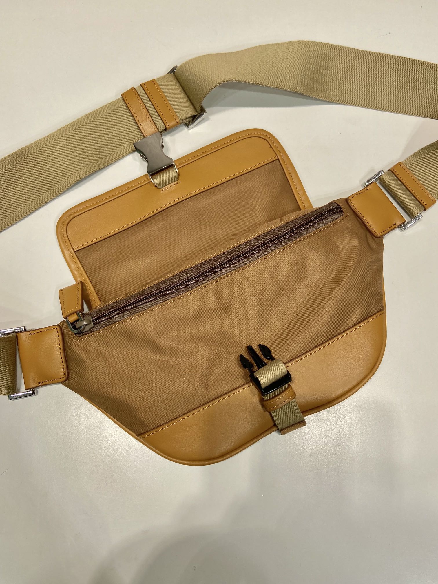 PRADA BELT BAG 18 IN SEPIA BROWN RE-NYLON AND CALFSKIN TRIM