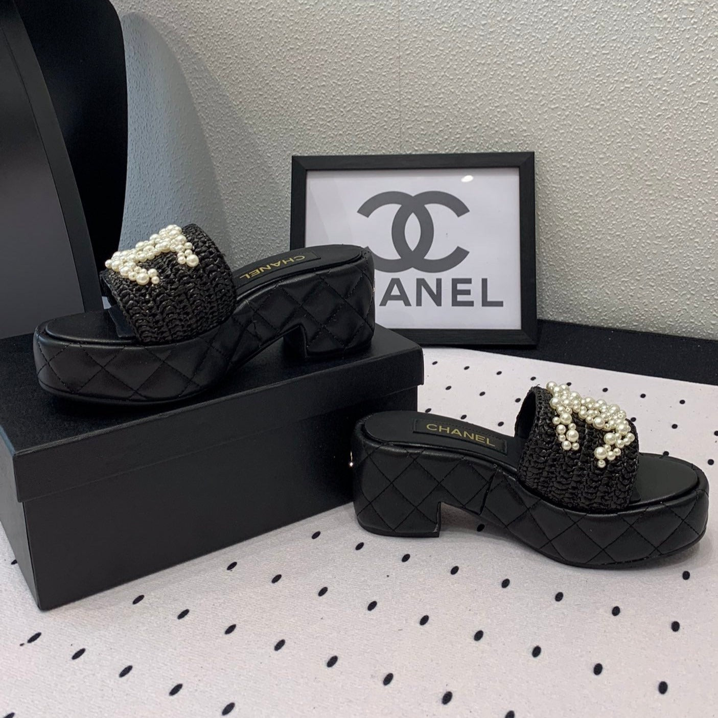 CHANEL Double  pearl platform sandals Sheepskin Black