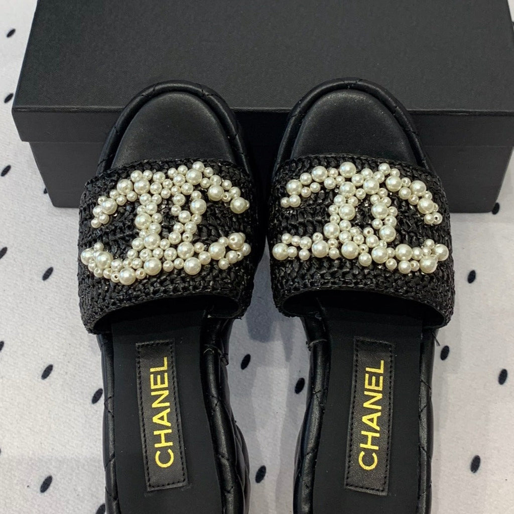 CHANEL Double  pearl platform sandals Sheepskin Black