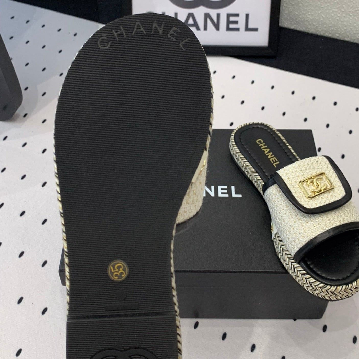 CHANEL Double  Women New Trendy Calfskin Slippers White Black