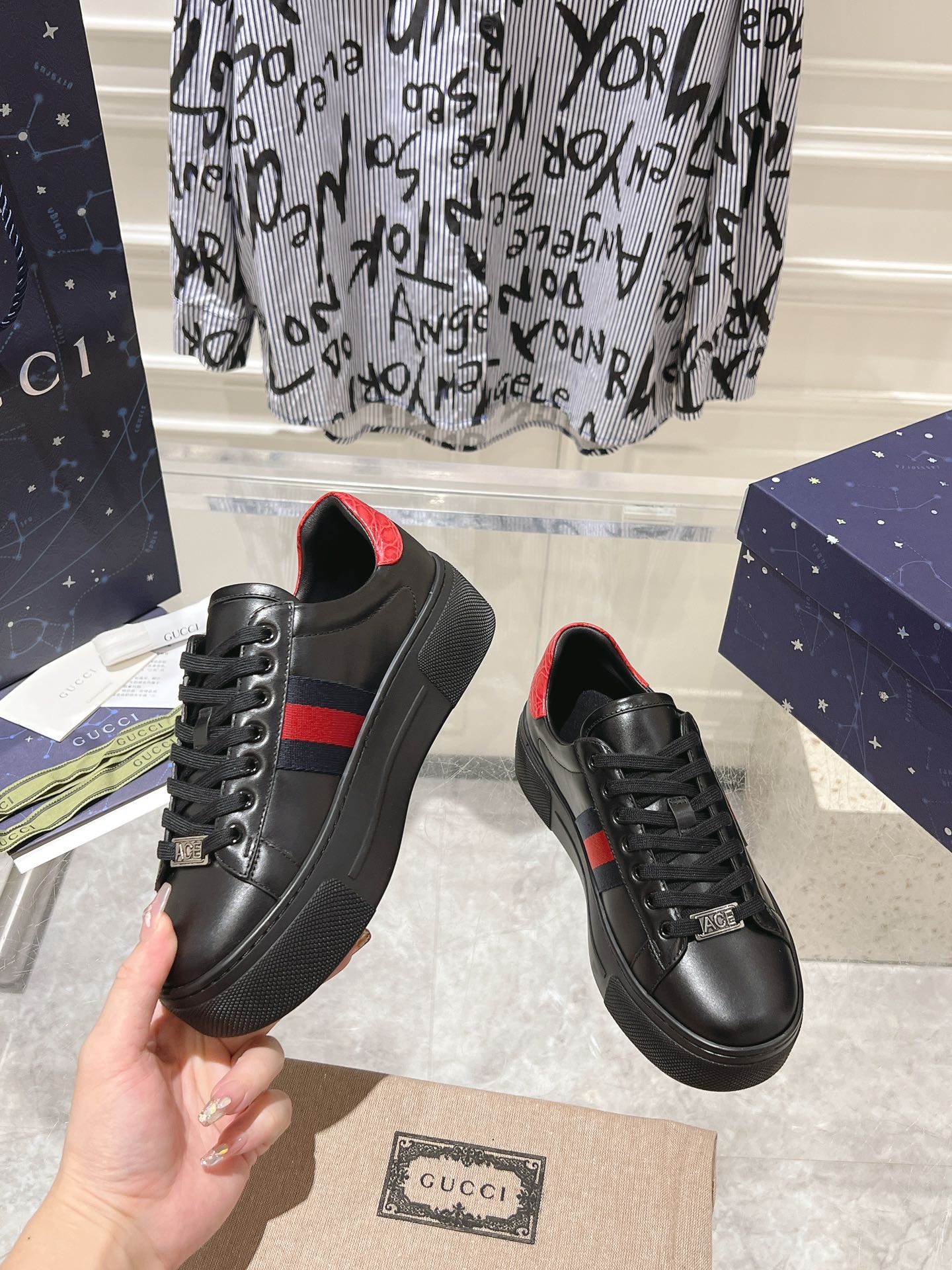 GUCCI ACE 30 SUPREME TRAINER BLACK CALFSKIN