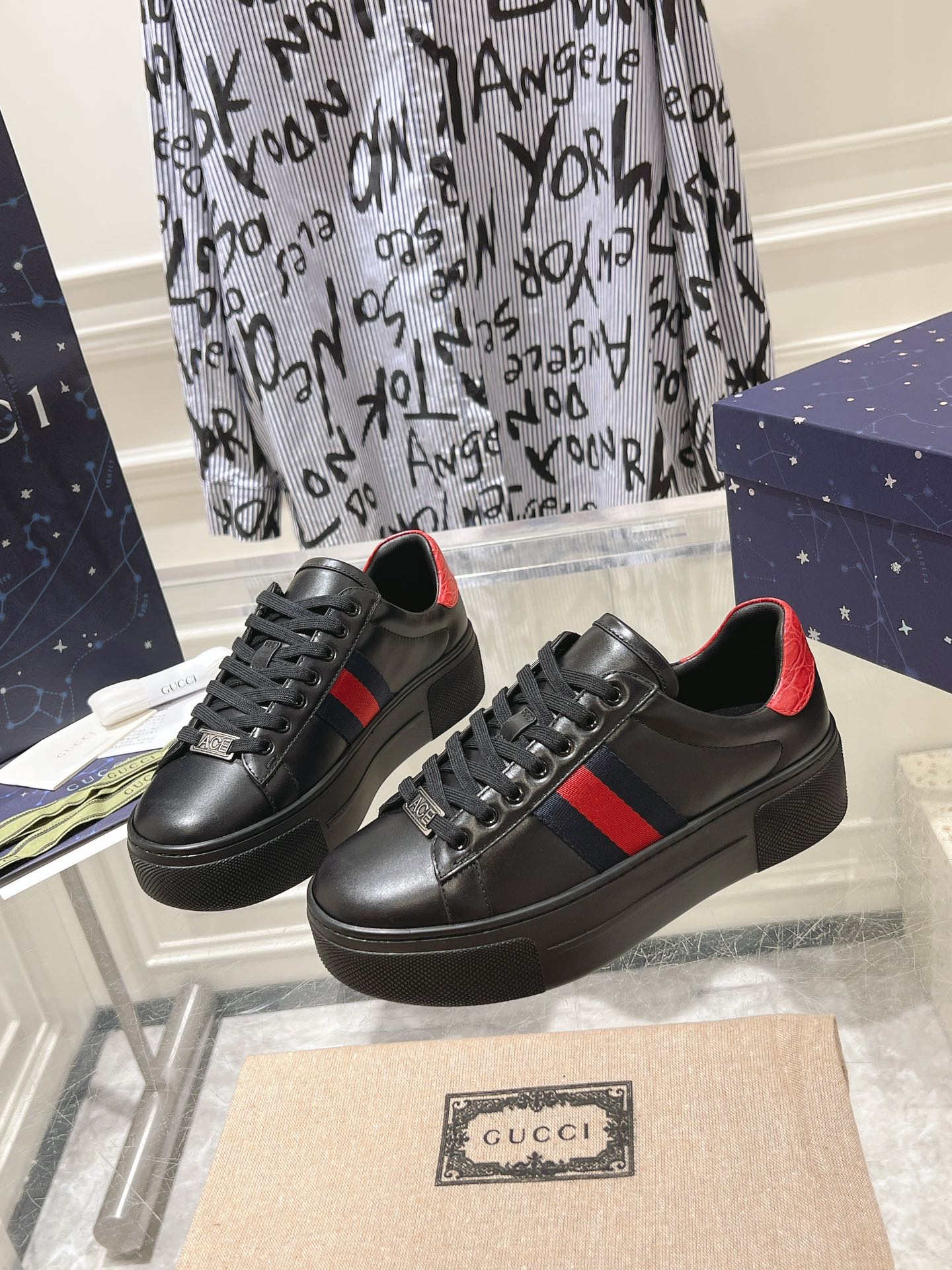 GUCCI ACE 30 SUPREME TRAINER BLACK CALFSKIN