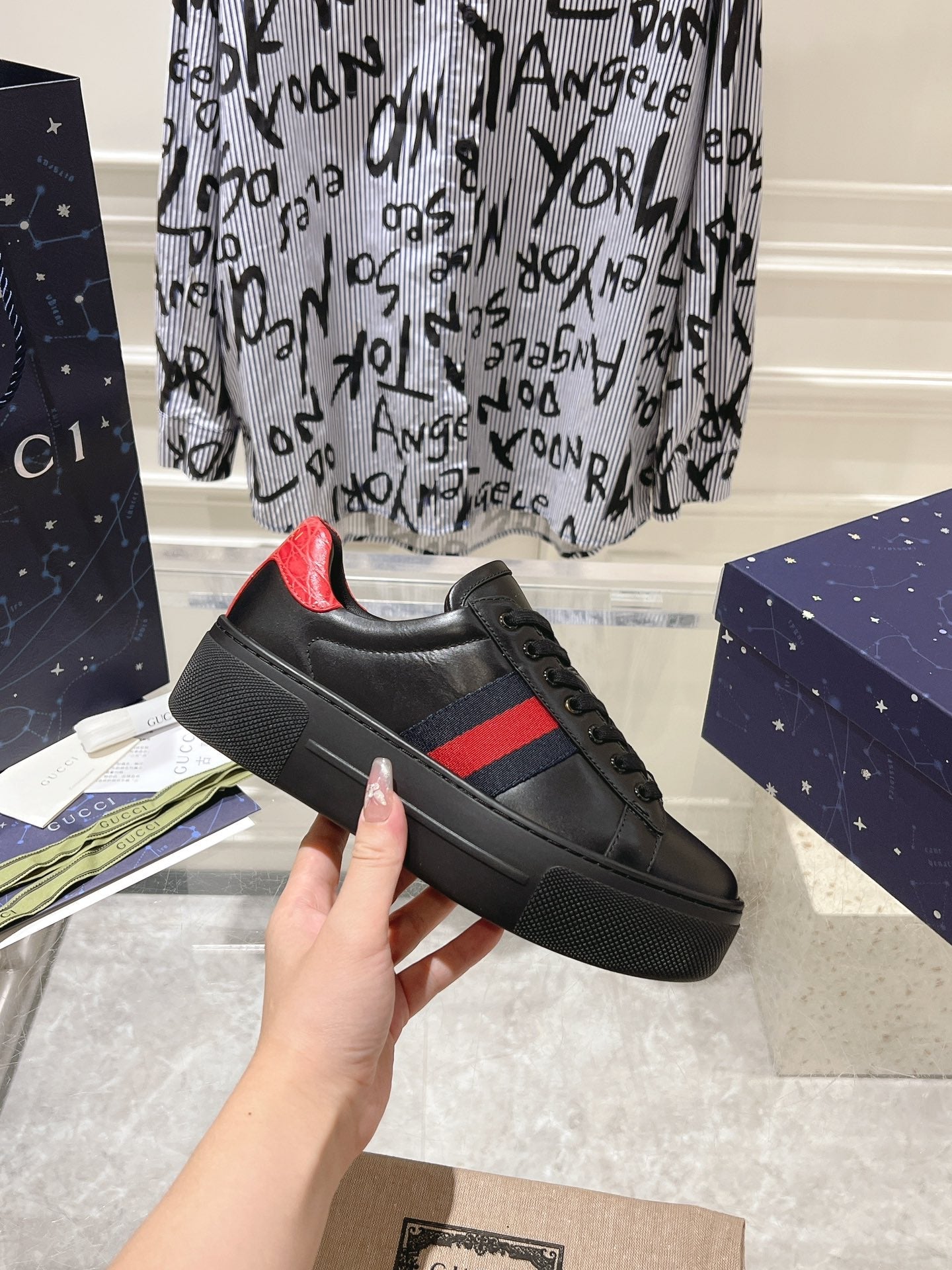 GUCCI ACE 30 SUPREME TRAINER BLACK CALFSKIN