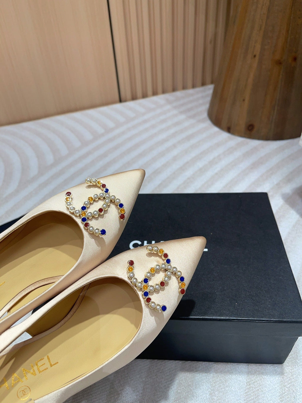 CHANEL HIGH SLINGBACKS BEIGE CREAM SATIN AND LAMBSKIN