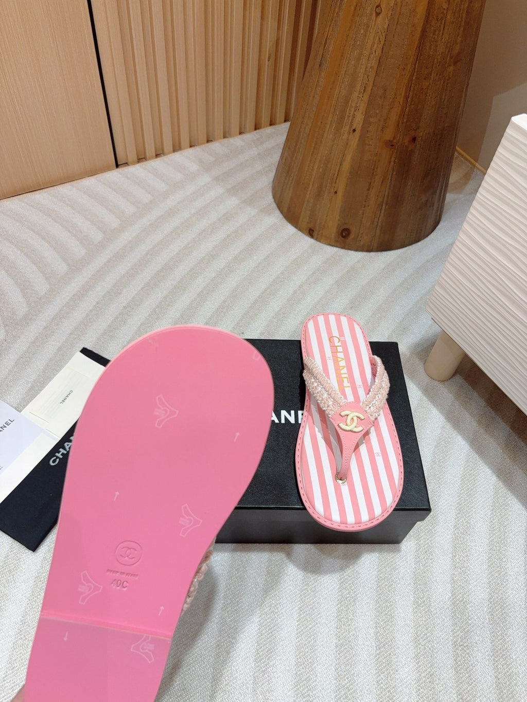 CHANEL WOVEN FLIP FLOP WHITE MIX PINK SHEEPSKIN